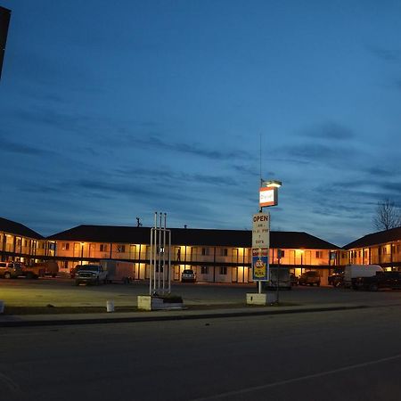 Blue Bell Inn Fort Nelson Buitenkant foto